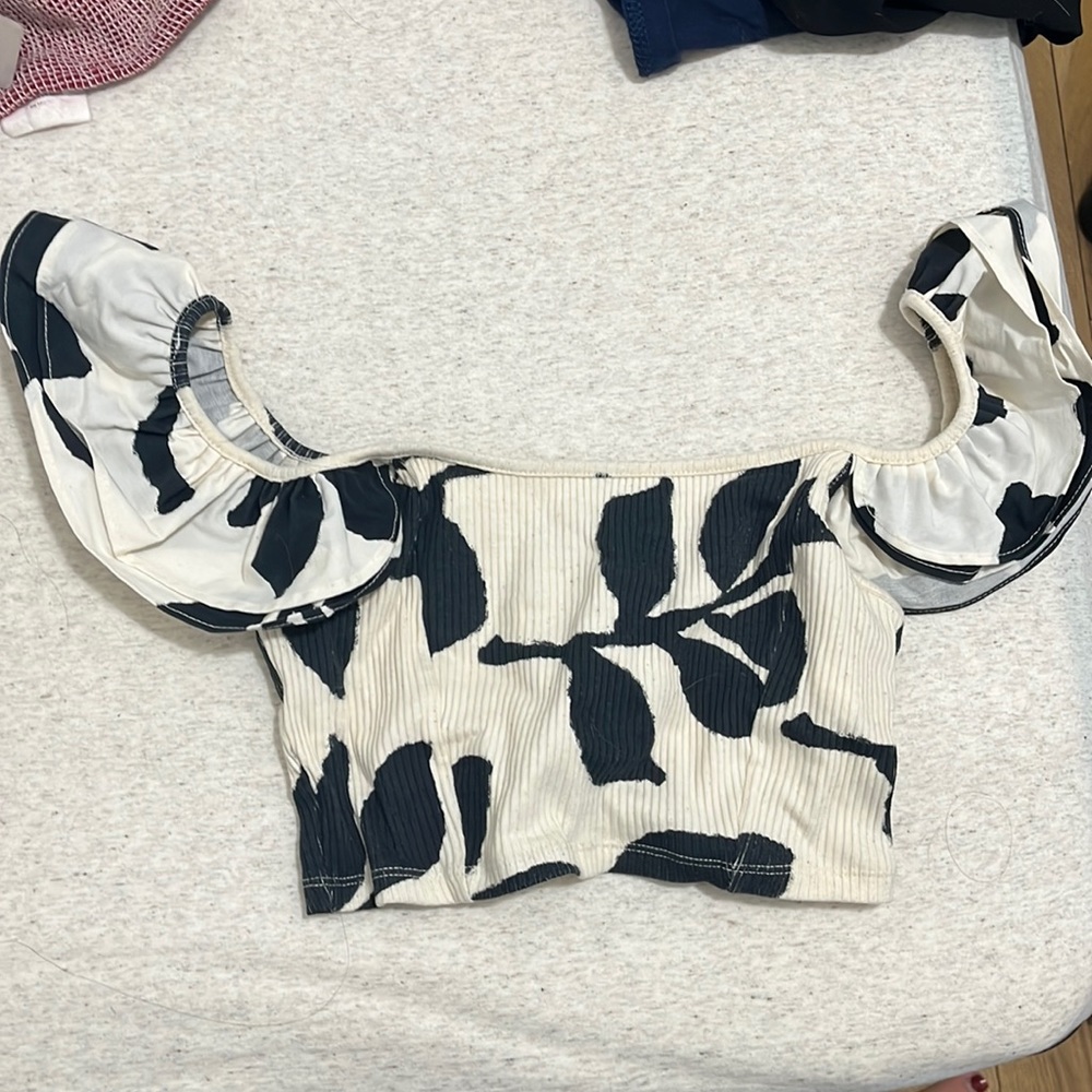 Zara flower going out top